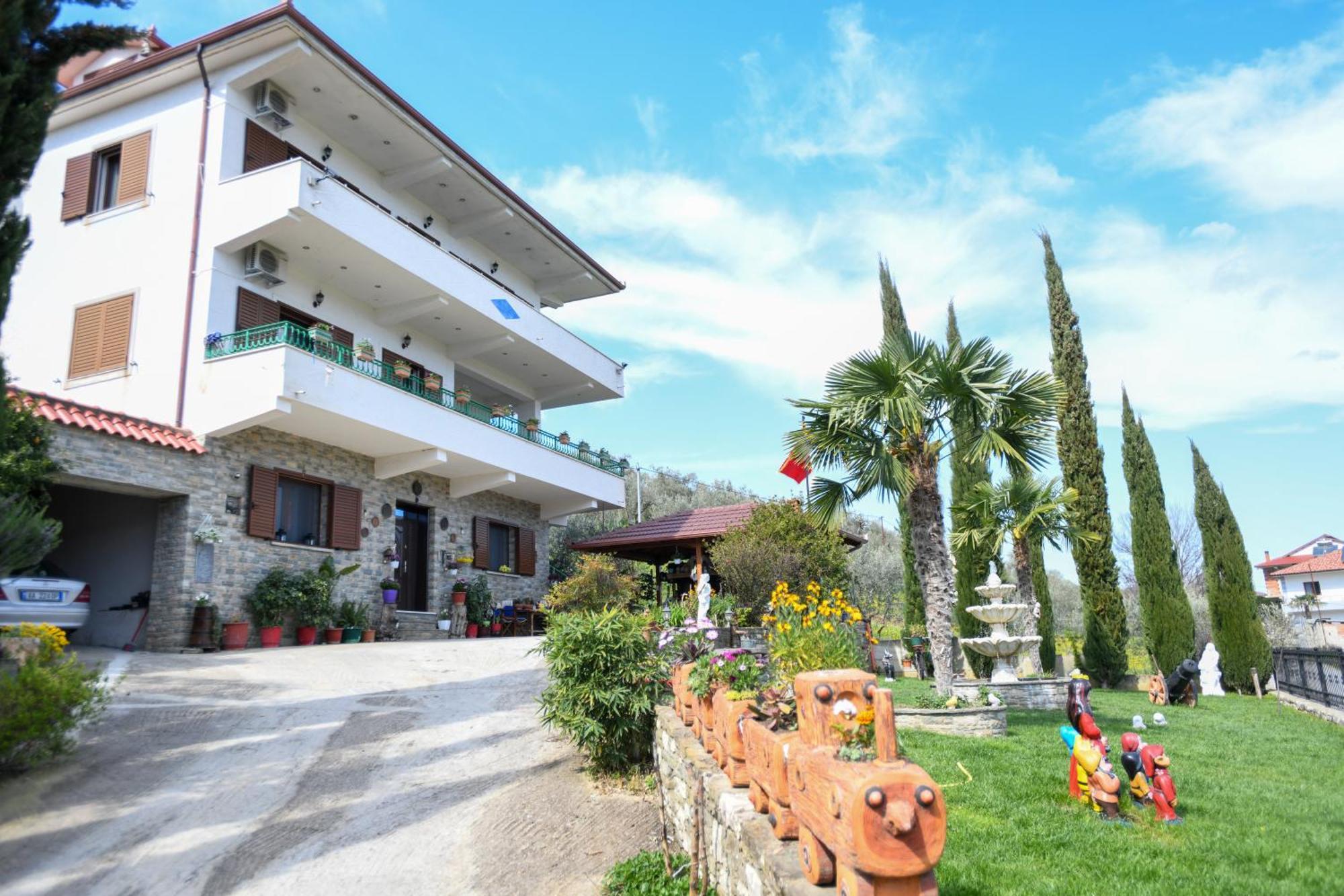 Villa Solitude Berat Ngoại thất bức ảnh