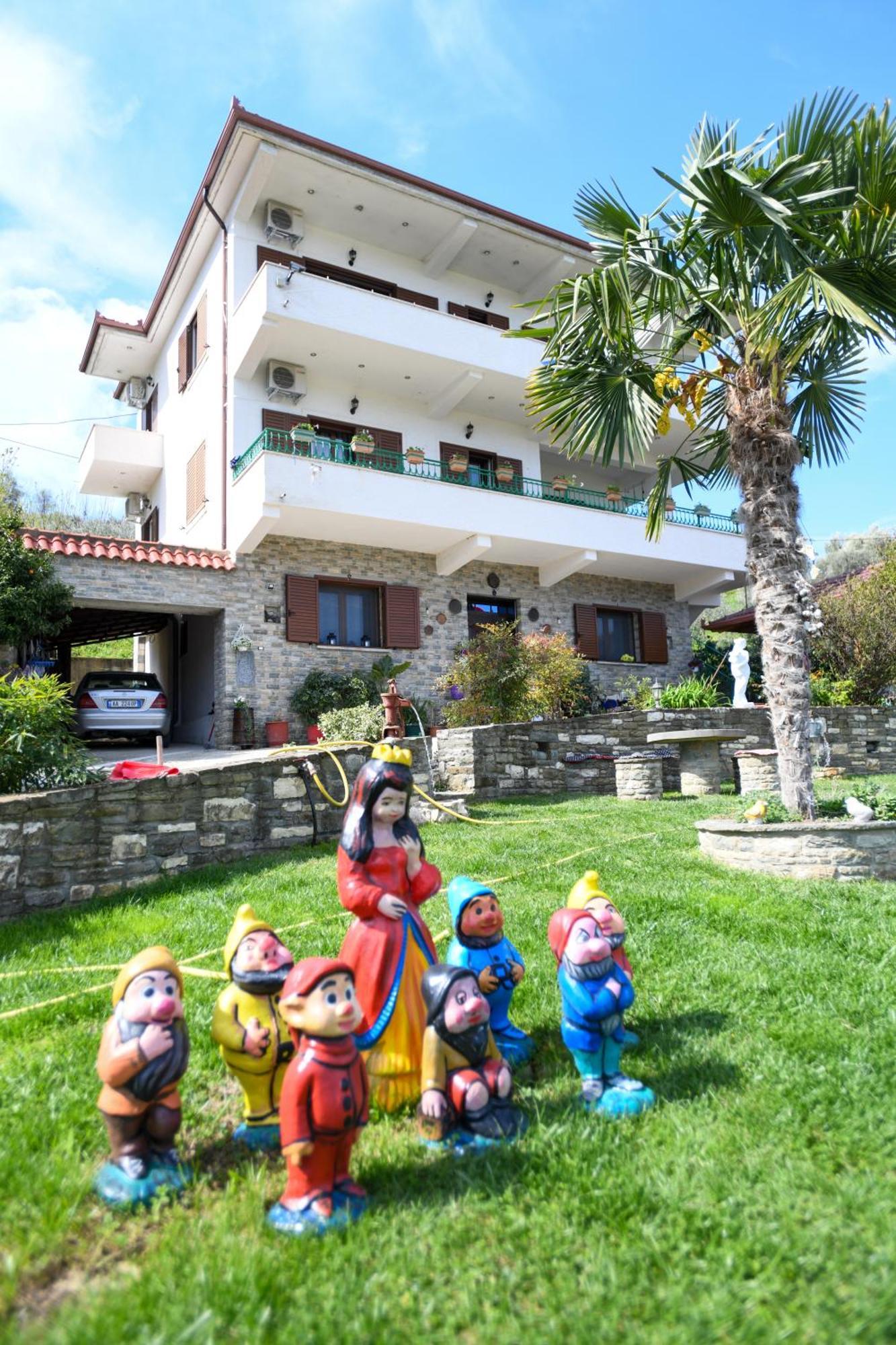 Villa Solitude Berat Ngoại thất bức ảnh