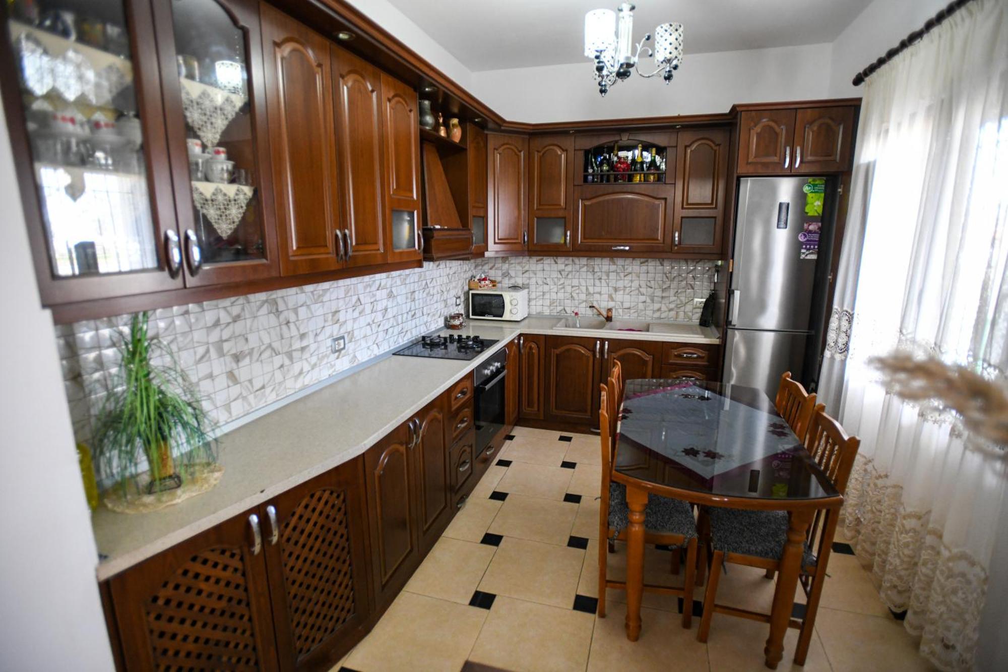 Villa Solitude Berat Ngoại thất bức ảnh